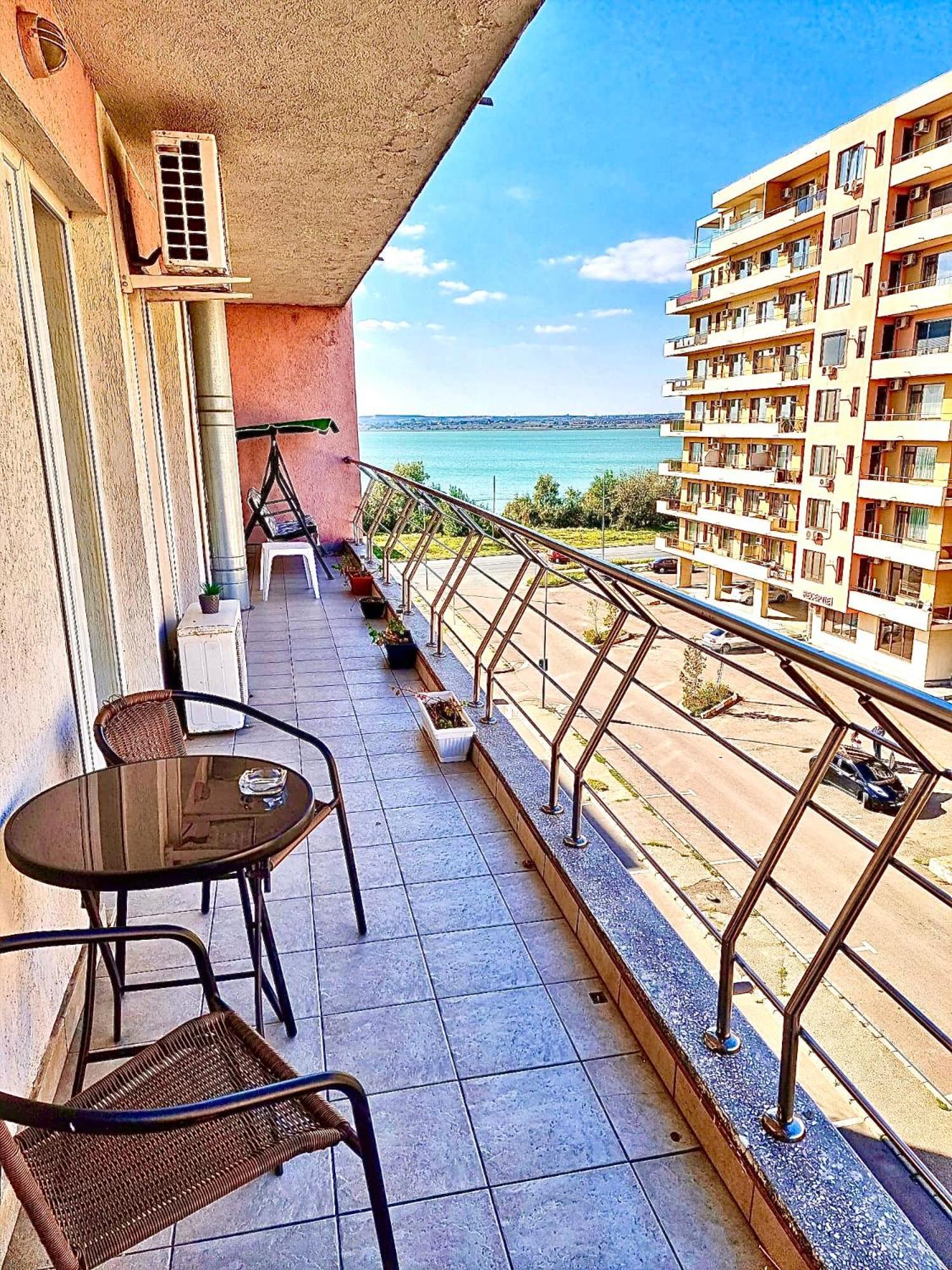 Marcony Boutique Apartments Mamaia Kültér fotó